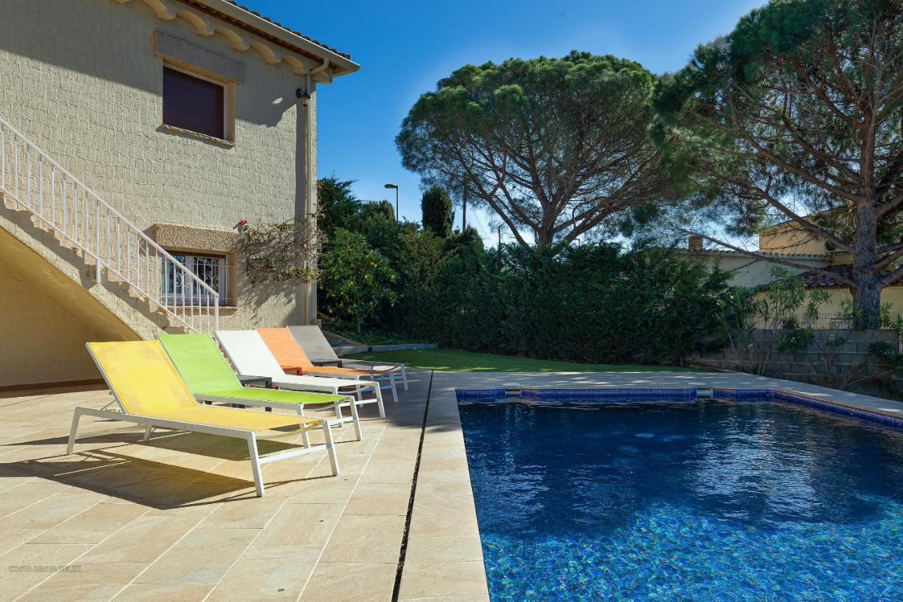 V013 - Villa Mas Isaac - Palau-Saverdera Exterior foto